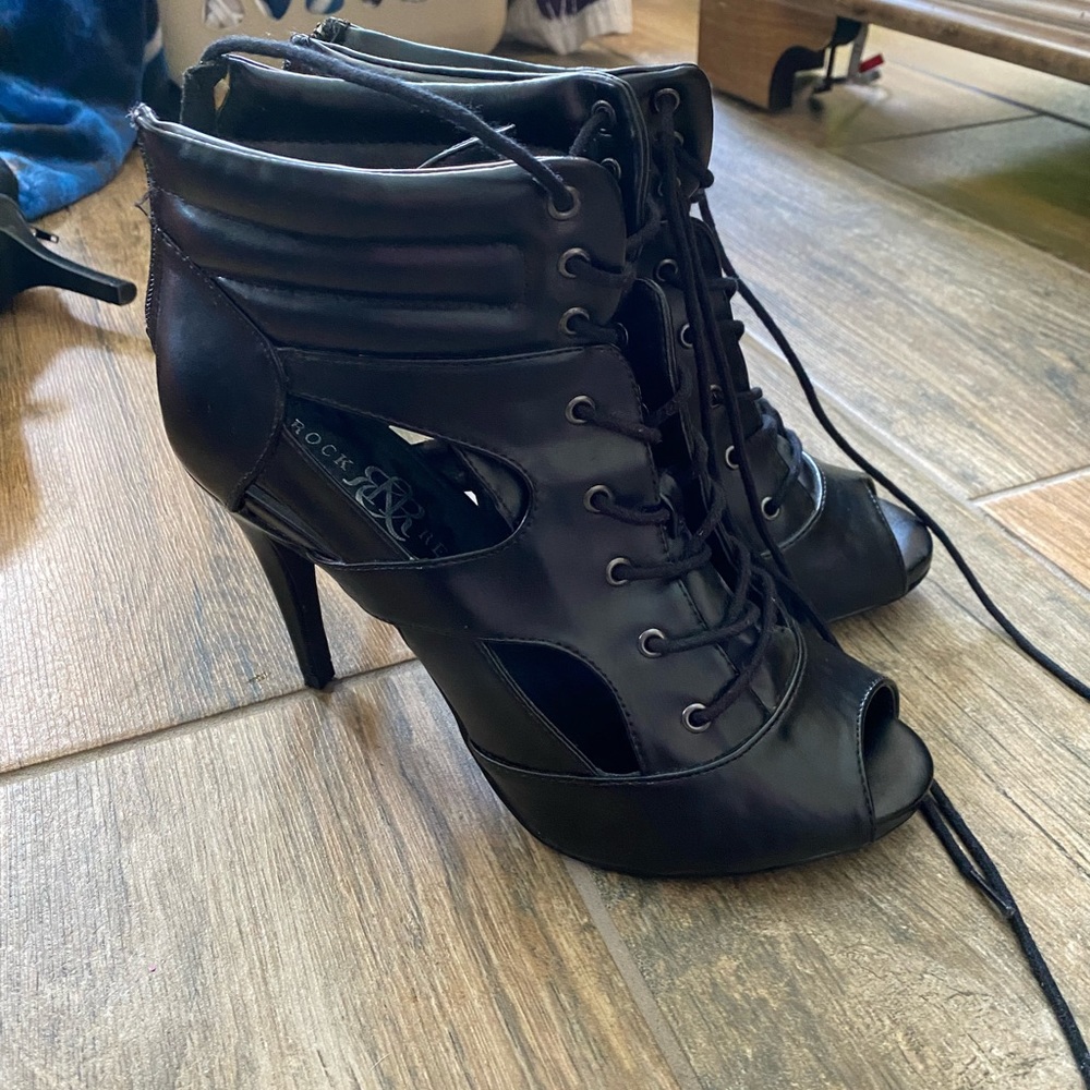 Rock and republic heels worn once